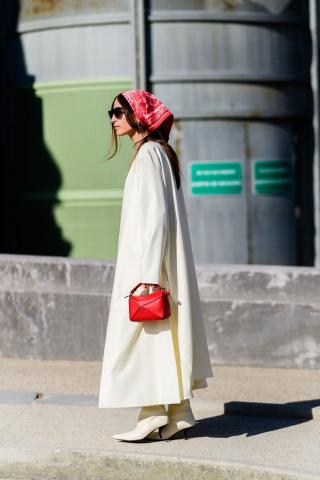 Το τσεμπέρι της γιαγιάς γίνεται μια από τις hot τάσεις της σεζόν