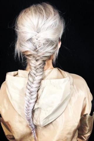 6 αποχρώσεις που θα θέλεις να δοκιμάσεις στα μαλλιά σου αυτή την άνοιξη 6 αποχρώσεις που θα θέλεις να δοκιμάσεις στα μαλλιά σου αυτή την άνοιξη