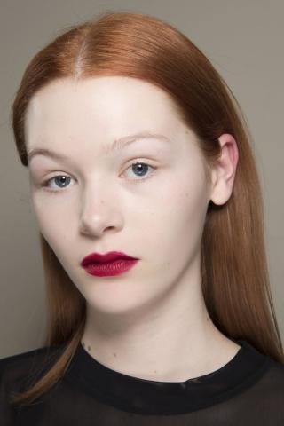 6 αποχρώσεις που θα θέλεις να δοκιμάσεις στα μαλλιά σου αυτή την άνοιξη 6 αποχρώσεις που θα θέλεις να δοκιμάσεις στα μαλλιά σου αυτή την άνοιξη