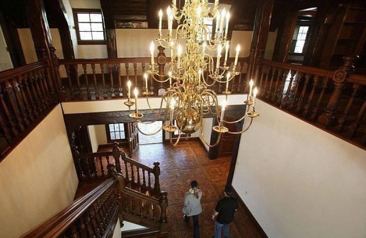 Neverland: Πωλείται η ονειρική έπαυλη του Michael Jackson αλλά… κανείς δεν τη θέλει Neverland: Πωλείται η ονειρική έπαυλη του Michael Jackson αλλά… κανείς δεν τη θέλει