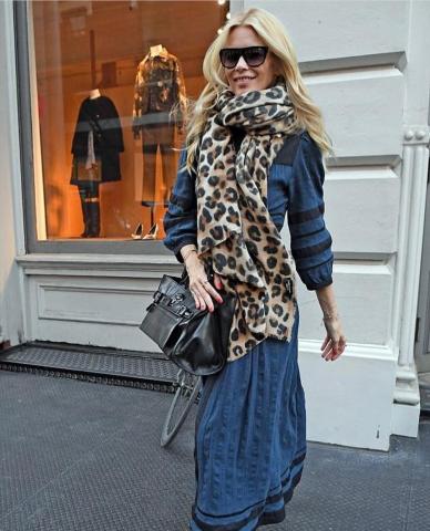 10 λήψεις της 48χρονης Claudia Schiffer που αποδεικνύουν πως παραμένει υπέροχη 10 λήψεις της 48χρονης Claudia Schiffer που αποδεικνύουν πως παραμένει υπέροχη