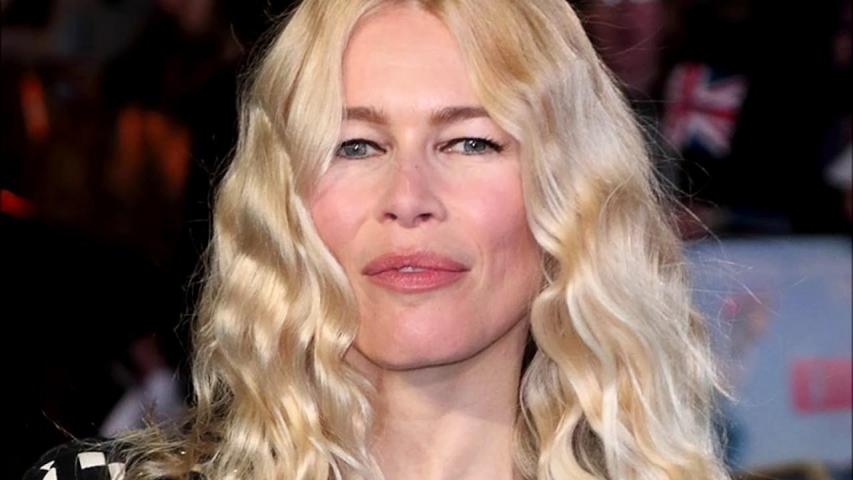 10 λήψεις της 48χρονης Claudia Schiffer που αποδεικνύουν πως παραμένει υπέροχη 10 λήψεις της 48χρονης Claudia Schiffer που αποδεικνύουν πως παραμένει υπέροχη