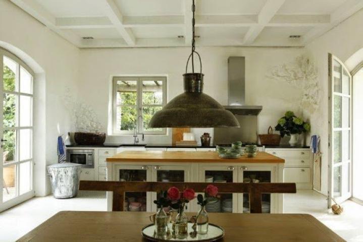 Μπήκαμε στο εσωτερικό του σπιτιού της Διευθύντριας των Zara Home και θα εντυπωσιαστείς Μπήκαμε στο εσωτερικό του σπιτιού της Διευθύντριας των Zara Home και θα εντυπωσιαστείς