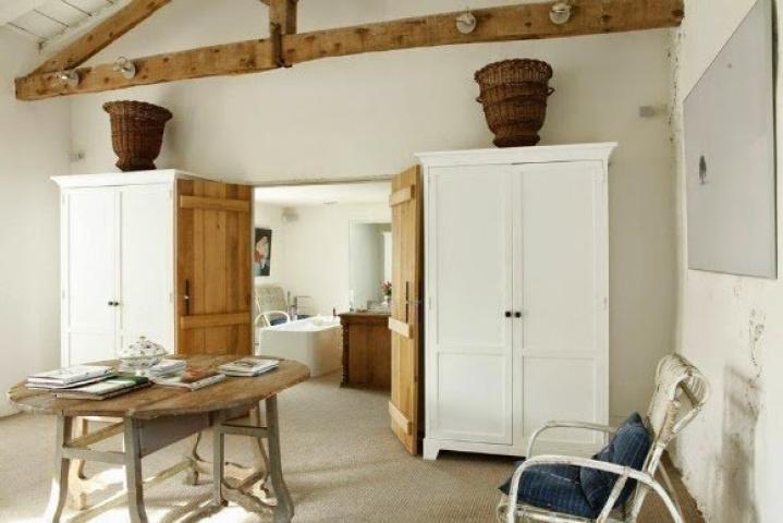 Μπήκαμε στο εσωτερικό του σπιτιού της Διευθύντριας των Zara Home και θα εντυπωσιαστείς Μπήκαμε στο εσωτερικό του σπιτιού της Διευθύντριας των Zara Home και θα εντυπωσιαστείς