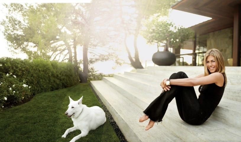 Δες το υπερπολυτελές σπίτι της Jennifer Aniston στο Beverly Hills Δες το υπερπολυτελές σπίτι της Jennifer Aniston στο Beverly Hills
