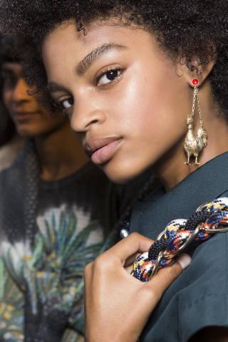 Δεν φαντάζεσαι ποια τάση στα φρύδια φεύγει από τις ζωές μας άμεσα Δεν φαντάζεσαι ποια τάση στα φρύδια φεύγει από τις ζωές μας άμεσα