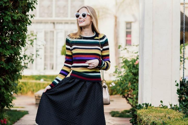 Το απόλυτο πουλόβερ της άνοιξης που θα λατρέψεις είναι αυτό...