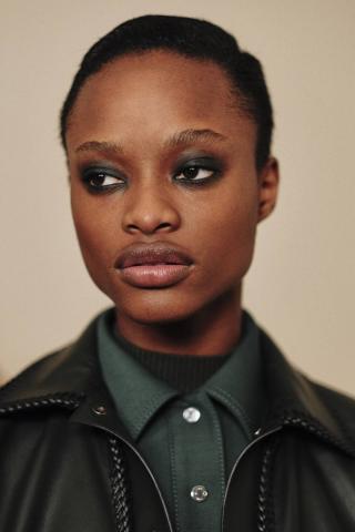 Τα beauty looks που θα σε εμπνεύσουν για να αλλάξεις τον τρόπο που βάφεσαι Τα beauty looks που θα σε εμπνεύσουν για να αλλάξεις τον τρόπο που βάφεσαι