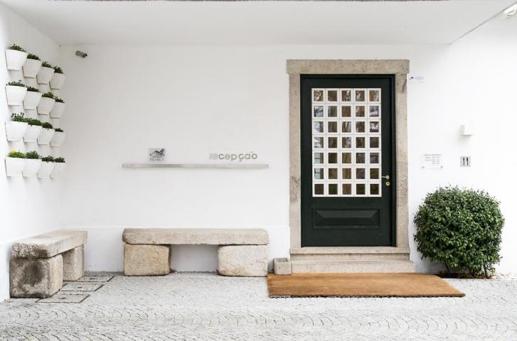 Το "The Wine House Hotel" στην Πορτογαλία δεν μπορεί να σε αφήσει αδιάφορο... Το "The Wine House Hotel" στην Πορτογαλία δεν μπορεί να σε αφήσει αδιάφορο...