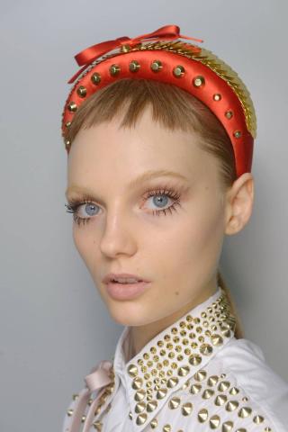 Xαμός σε όλα τα social media με αυτό το αξεσουάρ μαλλιών Xαμός σε όλα τα social media με αυτό το αξεσουάρ μαλλιών