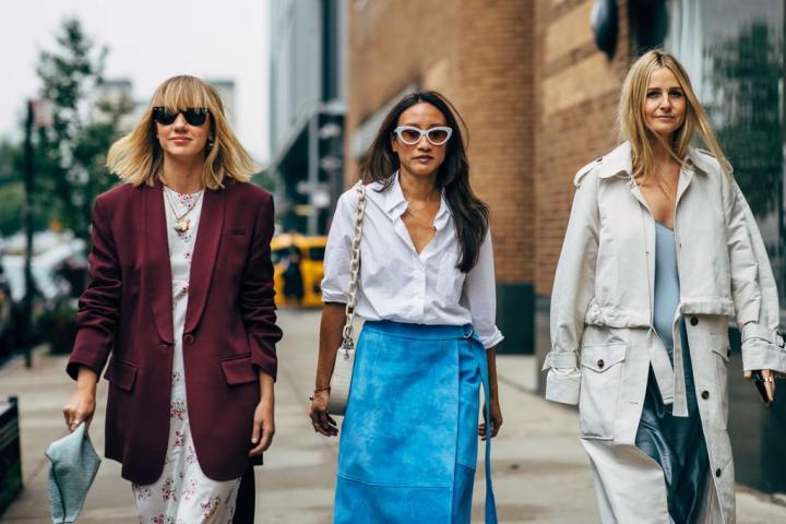 Να πώς θα φανείς ψηλότερη ακόμα κι αν φοράς φλατ παπούτσια Να πώς θα φανείς ψηλότερη ακόμα κι αν φοράς φλατ παπούτσια