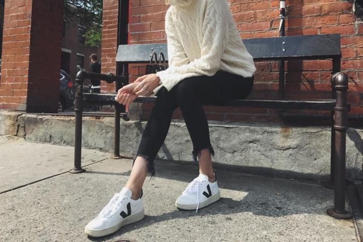 Αυτά είναι τα ανοιξιάτικα sneakers που έχουν γίνει viral Αυτά είναι τα ανοιξιάτικα sneakers που έχουν γίνει viral