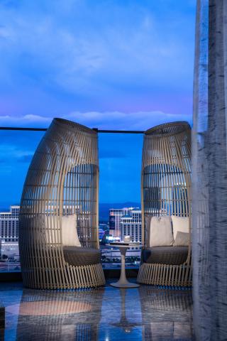 «Empathy Suite»: Το αστρονομικό ποσό που καλείσαι να πληρώσεις για να μείνεις στην ακριβότερη σουίτα του κόσμου «Empathy Suite»: Το αστρονομικό ποσό που καλείσαι να πληρώσεις για να μείνεις στην ακριβότερη σουίτα του κόσμου