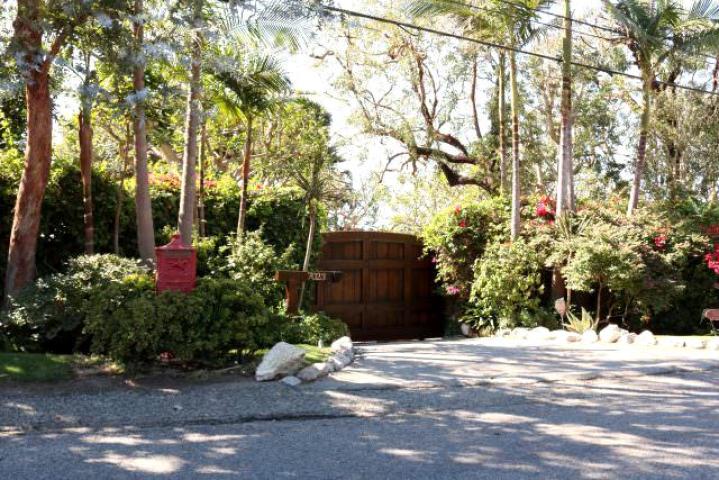 Ένα βήμα από τον γκρεμό η 5 εκατομμυρίων βίλα του Anthony Hopkins στο Malibu 