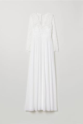 Τα νυφικά των H&M έχουν κατακλύσει το ίντερνετ και κοστίζουν κάτω από 300 ευρώ Τα νυφικά των H&M έχουν κατακλύσει το ίντερνετ και κοστίζουν κάτω από 300 ευρώ
