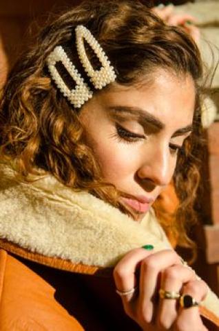 Hair Clips: Να πώς θα υιοθετήσεις κι εσύ στα μαλλιά σου τη Νο1 τάση της άνοιξης