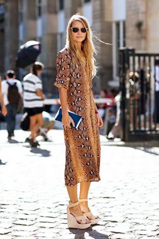 Υπάρχει ένα φόρεμα που θέλει να αποκτήσει κάθε γυναίκα σε αυτόν τον πλανήτη