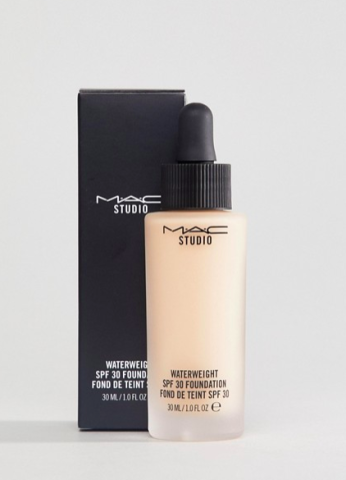 4 καλλυντικά που πρέπει οπωσδήποτε να έχεις στο νεσεσέρ σου αυτή την άνοιξη