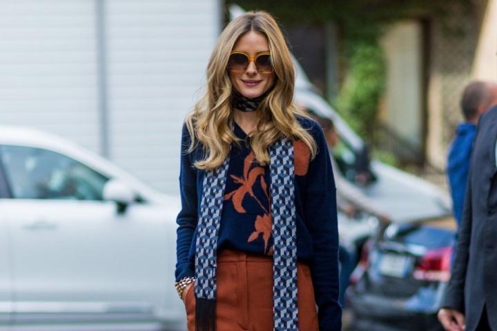 Office Hairstyles: Να πώς μπορείς να χτενίσεις τα μαλλιά σου για το γραφείο μέσα σε 5 λεπτά