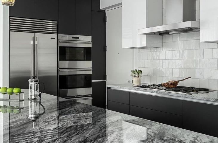 3,9 εκατομμύρια δολάρια κόστισε το εντυπωσιακό διαμέρισμα της Gigi Hadid στο Μανχάταν