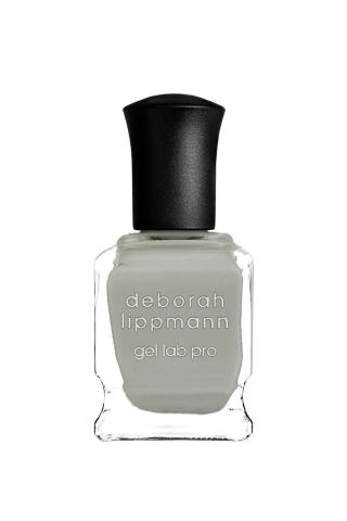 Το πρώτο πεντικιούρ της άνοιξης έφτασε και αυτά είναι τα μανό που πρέπει να δοκιμάσεις αμέσως