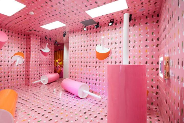 Το Museum of Ice Cream είναι πραγματικά εντυπωσιακό και πολύ ροζ Το Museum of Ice Cream είναι πραγματικά εντυπωσιακό και πολύ ροζ