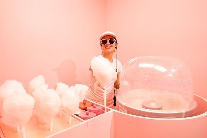 Το Museum of Ice Cream είναι πραγματικά εντυπωσιακό και πολύ ροζ Το Museum of Ice Cream είναι πραγματικά εντυπωσιακό και πολύ ροζ