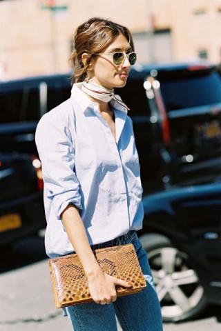 20 διαφορετικοί τρόποι για να φορέσεις το ανοιξιάτικο φουλάρι σου 20 διαφορετικοί τρόποι για να φορέσεις το ανοιξιάτικο φουλάρι σου