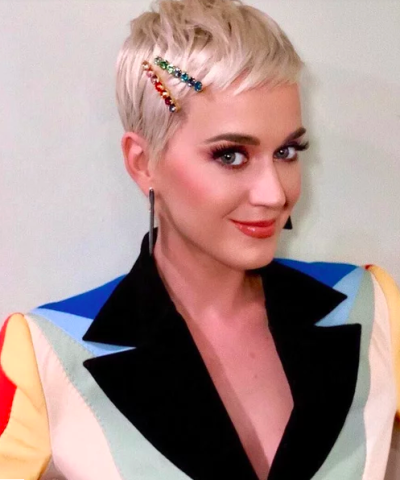 Τα 7 χτενίσματα που πρέπει να δοκιμάσεις αυτή την εβδομάδα (ένα για κάθε ημέρα)