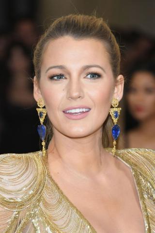 Τα καλύτερα beauty looks από το Met Gala 2017