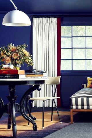 Πόσα θα πλήρωνες για να νοικιάσεις την 4ώροφη έπαυλη της Jessica Alba;