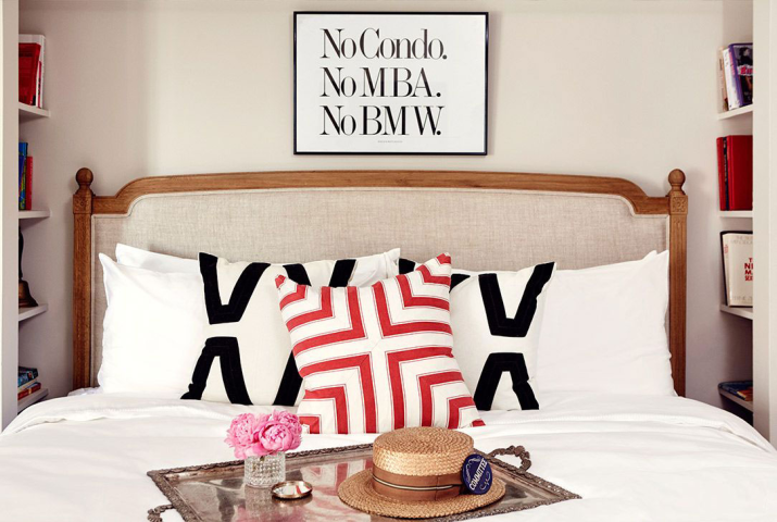 Πόσα θα πλήρωνες για να νοικιάσεις την 4ώροφη έπαυλη της Jessica Alba;