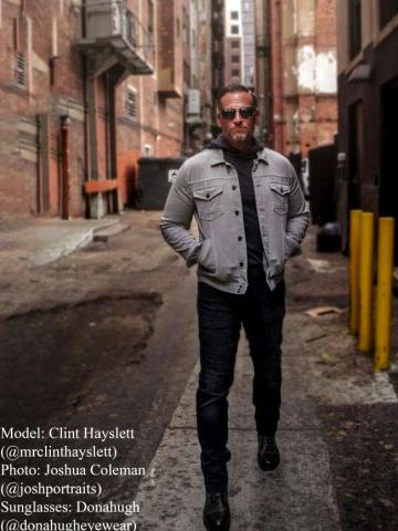 Ο Mr. Hayslett είναι ο πιο σέξι μπαμπάς του Twitter – Έγινε περιζήτητο μοντέλο χάρη σε ένα tweet του γιου του Ο Mr. Hayslett είναι ο πιο σέξι μπαμπάς του Twitter – Έγινε περιζήτητο μοντέλο χάρη σε ένα tweet του γιου του