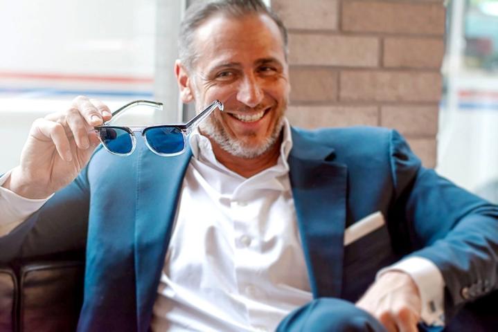 Ο Mr. Hayslett είναι ο πιο σέξι μπαμπάς του Twitter – Έγινε περιζήτητο μοντέλο χάρη σε ένα tweet του γιου του Ο Mr. Hayslett είναι ο πιο σέξι μπαμπάς του Twitter – Έγινε περιζήτητο μοντέλο χάρη σε ένα tweet του γιου του