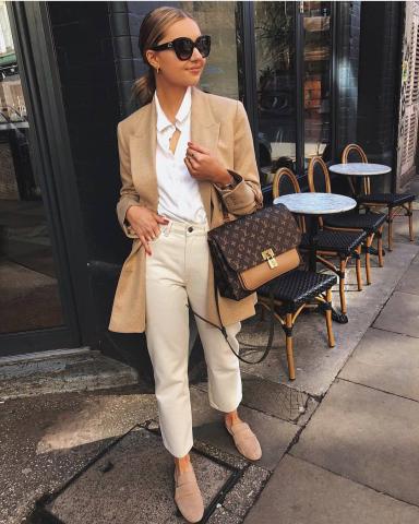 Yπάρχει ένα είδος τζιν που σε λίγο καιρό θα φοράνε όλοι και πρέπει να το αποκτήσεις πρώτη! Yπάρχει ένα είδος τζιν που σε λίγο καιρό θα φοράνε όλοι και πρέπει να το αποκτήσεις πρώτη!