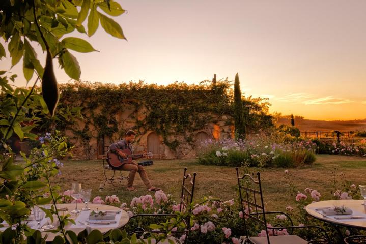 Relais Sant'Elena: Εμπειρία στην Τοσκάνη Relais Sant'Elena: Εμπειρία στην Τοσκάνη