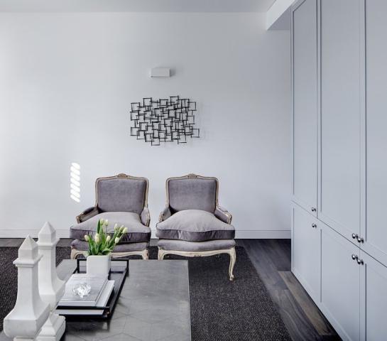 Ένα σπίτι στις αποχρώσεις του γκρι