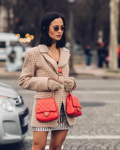 Υπάρχει ένα αξεσουάρ από τη δεκαετία των 20’s που έχει γίνει viral και υπάρχει στην ντουλάπα της γιαγιάς σου! Υπάρχει ένα αξεσουάρ από τη δεκαετία των 20’s που έχει γίνει viral και υπάρχει στην ντουλάπα της γιαγιάς σου!