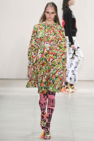 Spring/Summer 2017:Τα floral prints που κατέκλυσαν τα catwalks Spring/Summer 2017:Τα floral prints που κατέκλυσαν τα catwalks