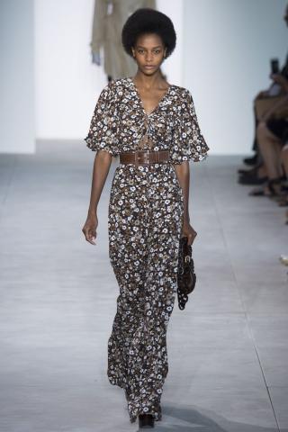 Spring/Summer 2017:Τα floral prints που κατέκλυσαν τα catwalks Spring/Summer 2017:Τα floral prints που κατέκλυσαν τα catwalks