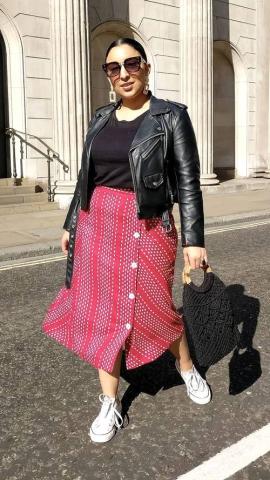 Τα rock παπούτσια που φοράνε πάλι οι Αγγλίδες είναι αυτά που θα θέλεις να φοράς όλη την άνοιξη