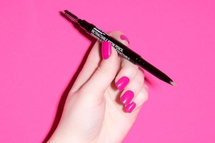 Δεν υπάρχουν καλύτερα μολύβια φρυδιών στην αγορά από αυτά! Τελεία και παύλα