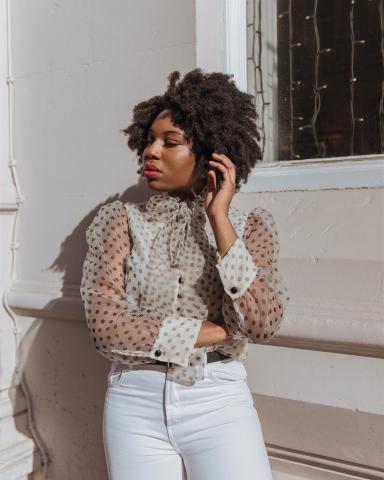 Υπάρχει ένα πουκάμισο που έχει προκαλέσει φρενίτιδα στα social media