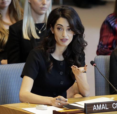 Amal Clooney: Η εμφάνισή της στα Ηνωμένα Έθνη Amal Clooney: Η εμφάνισή της στα Ηνωμένα Έθνη
