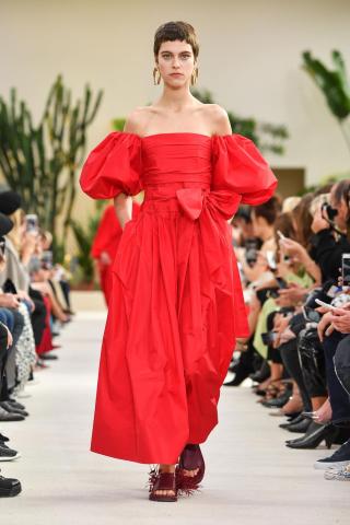 Τα top trends του Μαΐου! 10 κομμάτια-κλειδιά για κάθε γυναικεία γκαρνταρόμπα