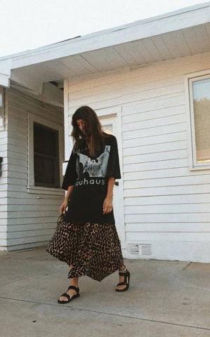 Δεν φαντάζεσαι ποια σανδάλια φοράνε οι πιο στιλάτες γυναίκες! Εσύ θα τα φόραγες;