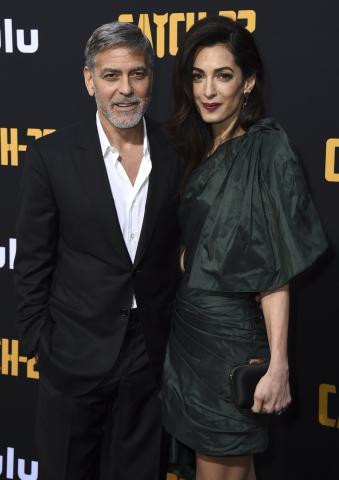 Το ζεύγος Clooney έκανε υποδειγματική εμφάνιση – George, μεγαλώνεις κι ομορφαίνεις