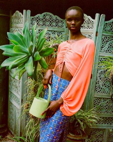 Viral μόδα: Πώς θα φορέσεις τα βραδινά tops για τέλειο καθημερινό styling Viral μόδα: Πώς θα φορέσεις τα βραδινά tops για τέλειο καθημερινό styling