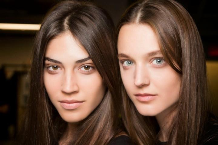 Τι είναι η clear mascara και για ποιο λόγο πρέπει να την προσθέσεις στο νεσεσέρ σου Τι είναι η clear mascara και για ποιο λόγο πρέπει να την προσθέσεις στο νεσεσέρ σου