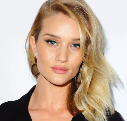 Αυτά είναι τα 11 χτενίσματα που πρέπει οπωσδήποτε να δοκιμάσεις κάποια στιγμή στη ζωή σου Αυτά είναι τα 11 χτενίσματα που πρέπει οπωσδήποτε να δοκιμάσεις κάποια στιγμή στη ζωή σου